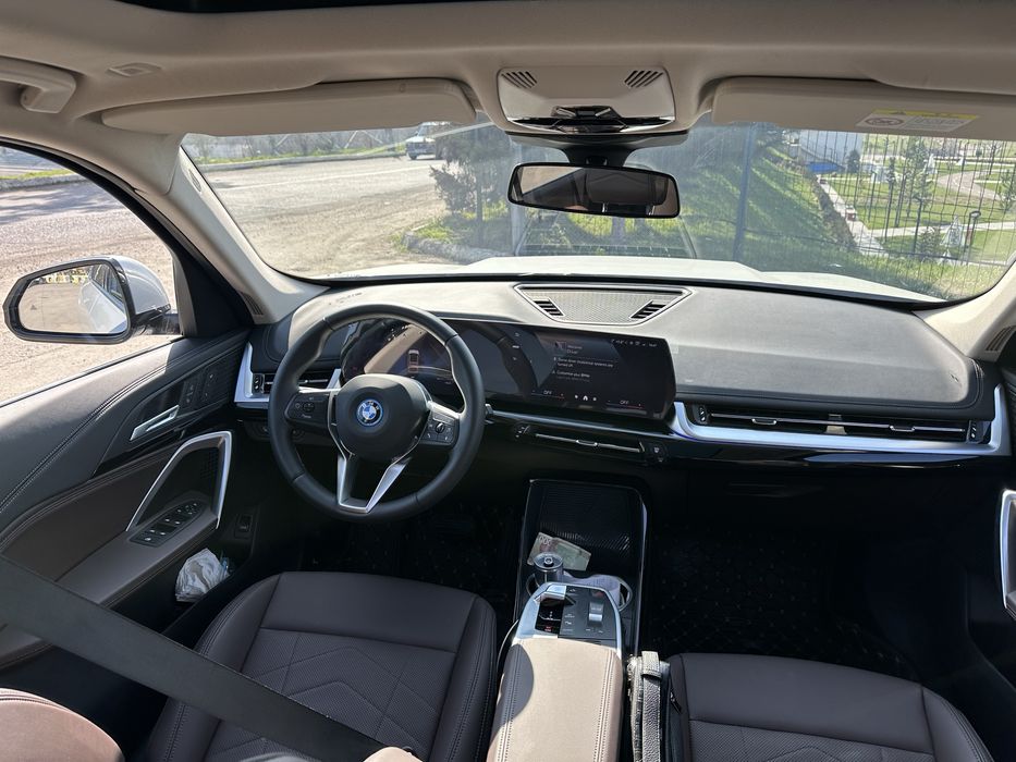 BMW iX1 25L | 2025 Srochna