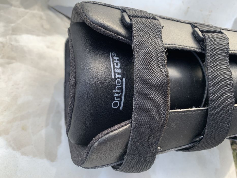 Cizma ortopefica, Ortho Tech