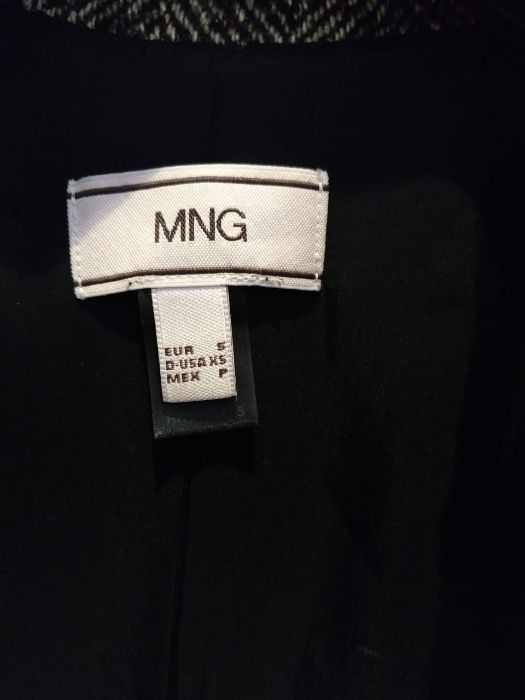 Новое полупальто женское MANGO