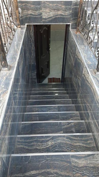 Аренда под офис Шох Сарой 33м2 Вдоль Дороги! отдельно есть санузел