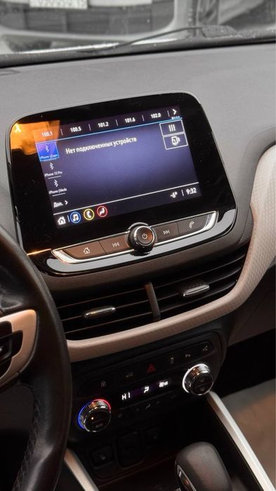 Продам шевроле оникс 2024