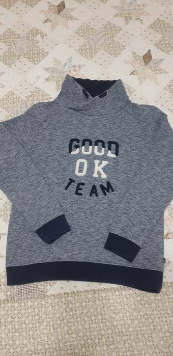 Безрукавка, кофта, бомбер 8-10лет
