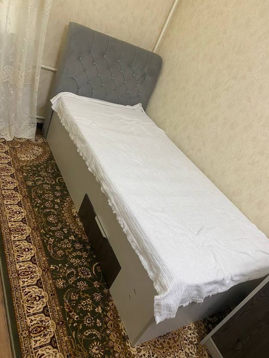 Кровать односпальная