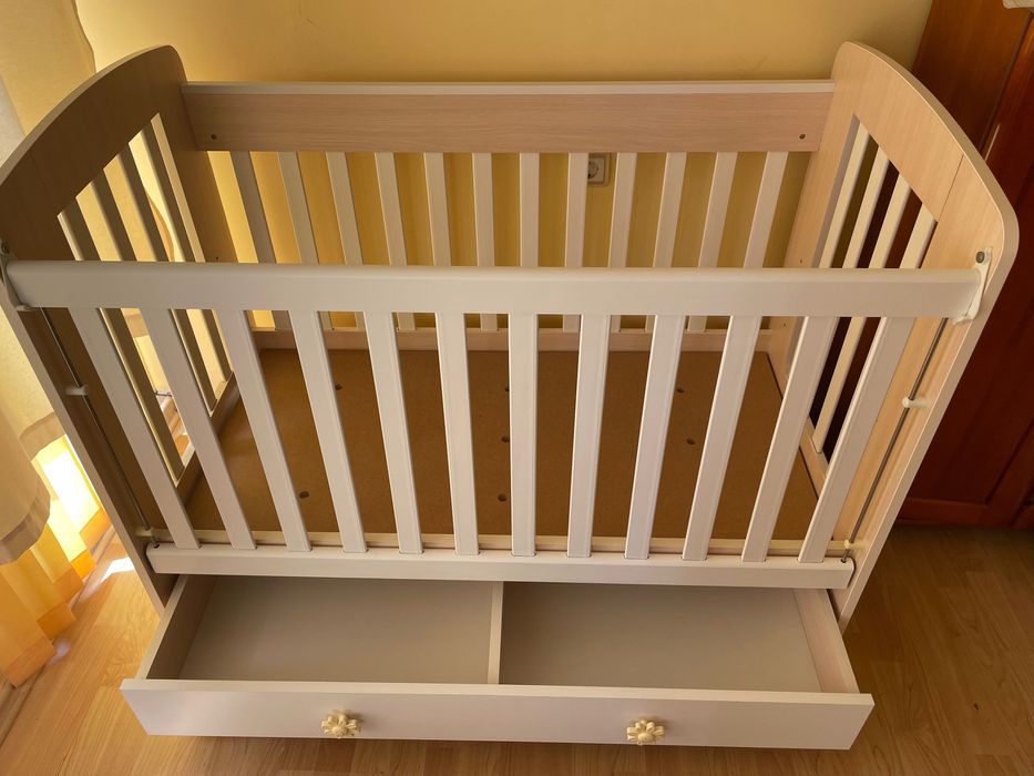 Ново/неизползвано Детско легълце/кошара от мебели Виденов