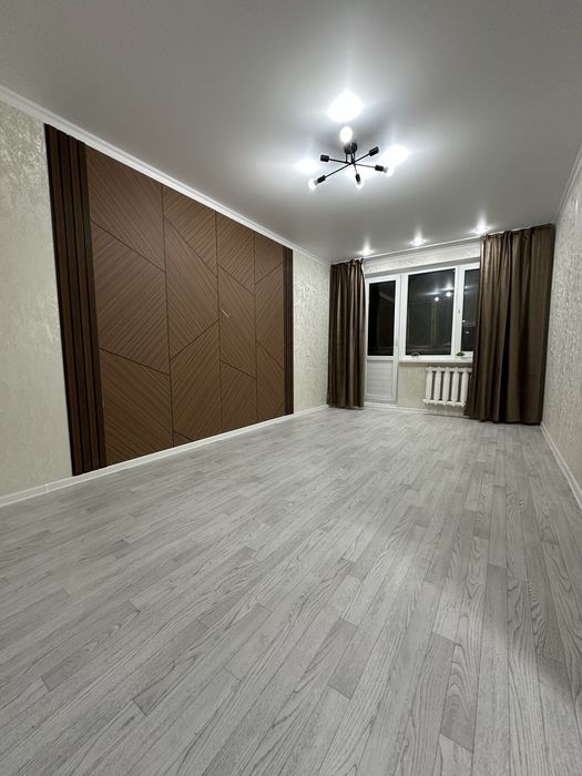 Продам 2 квартиру  Есет Батыр 105 к2