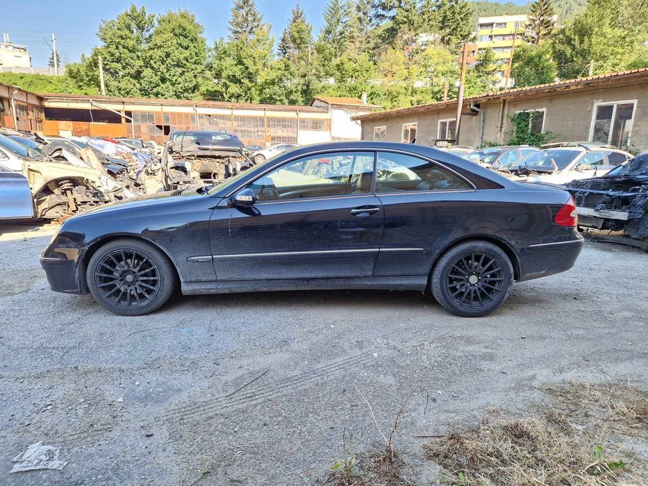 Mercedes CLK220CDI 150кс 646 Facelift  автоматик черен таван НА ЧАСТИ!