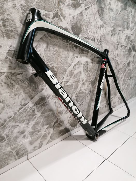 BIANCHI   Impulso Шосейна рамка