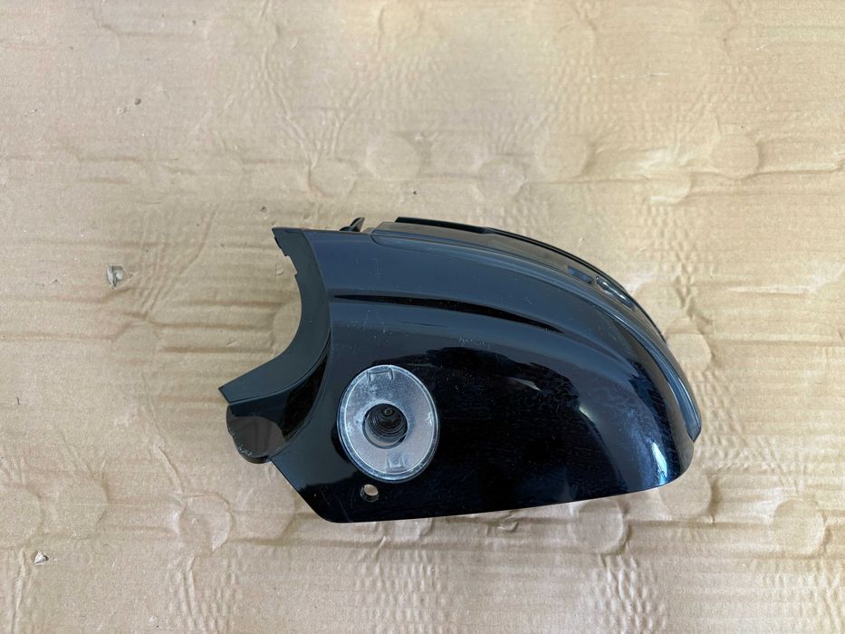 Capac semnal led camera oglinda stanga Range Rover Evoque dupa 2018