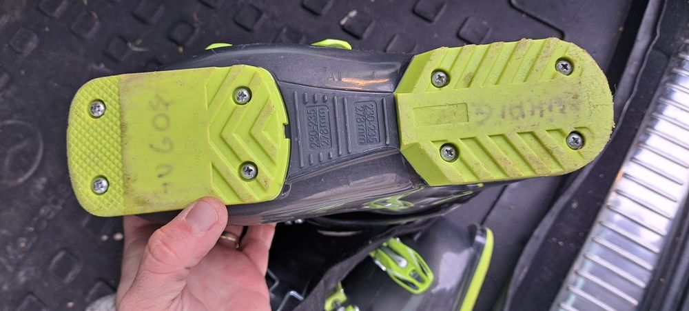 Echipament complet schi copil  8-10 ani