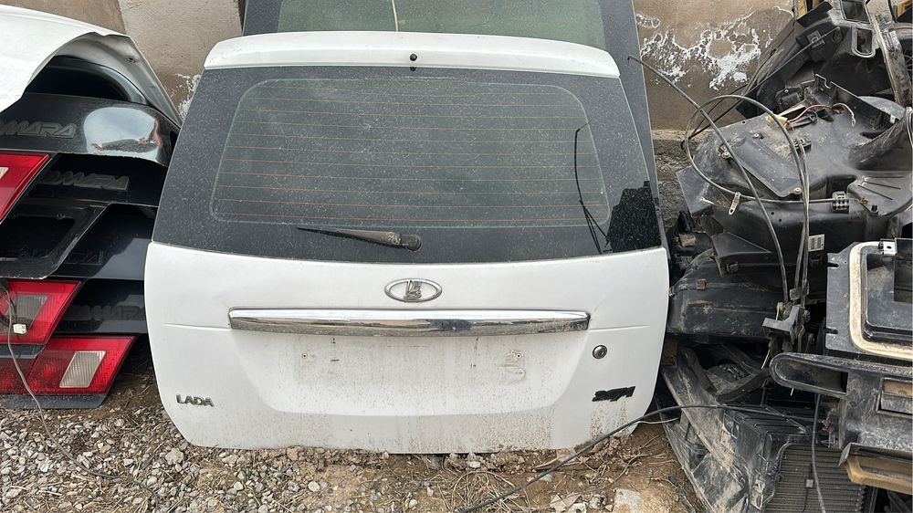 Разбор Приора Универсал год 2014 люкс: 100 000 тг. - Кузовные детали ...