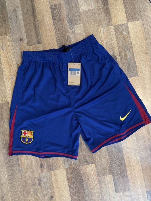 Pantaloni scurti fotbal nike barca marimea m