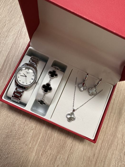 Наборы часы подарки