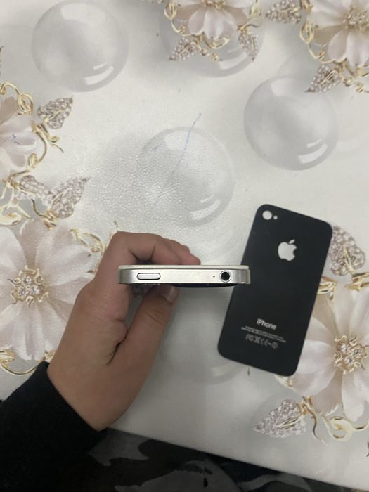 Айфон 4s хароший