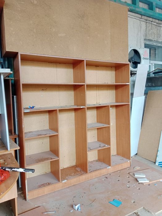 Шкафы,полки для обуви,столы