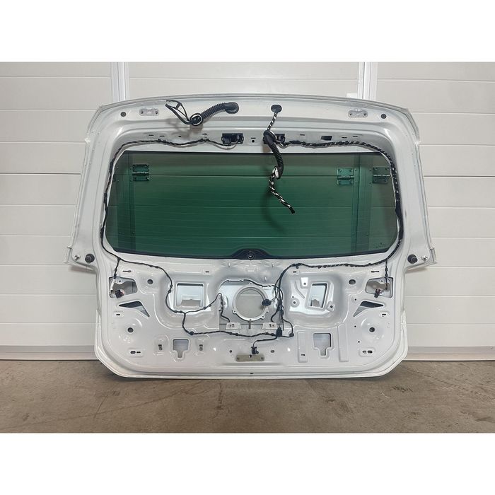 Заден капак за vw passat b8 avant - 3g9827025