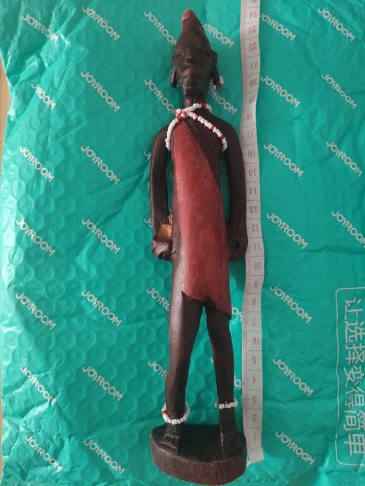 Статуэтка воин Африки