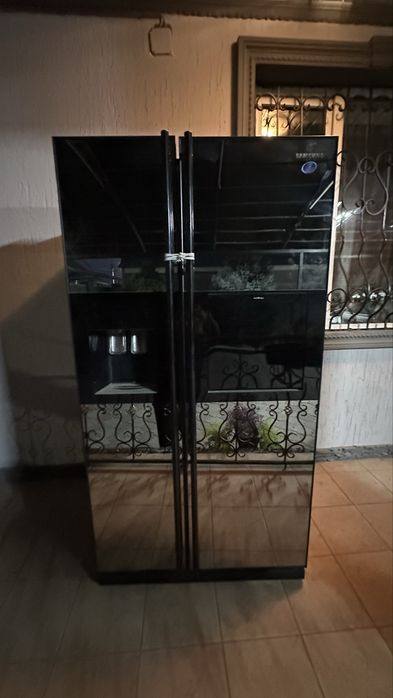 Продам холодильник Samsung