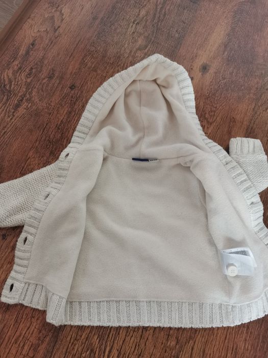 Бебешка плетена жилетка 62-68