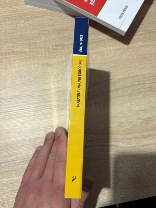 Carte Tratatele Uniunii Europene
