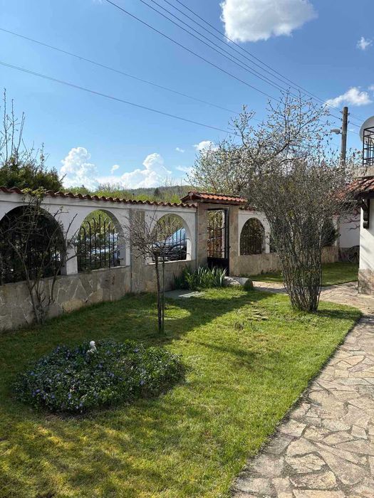 Продава се Къща в с. Средногорово, Област Стара Загора - 150 кв.м за 680 €/кв.м - Снимка #6