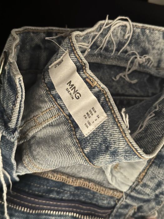 Джинсы Mango