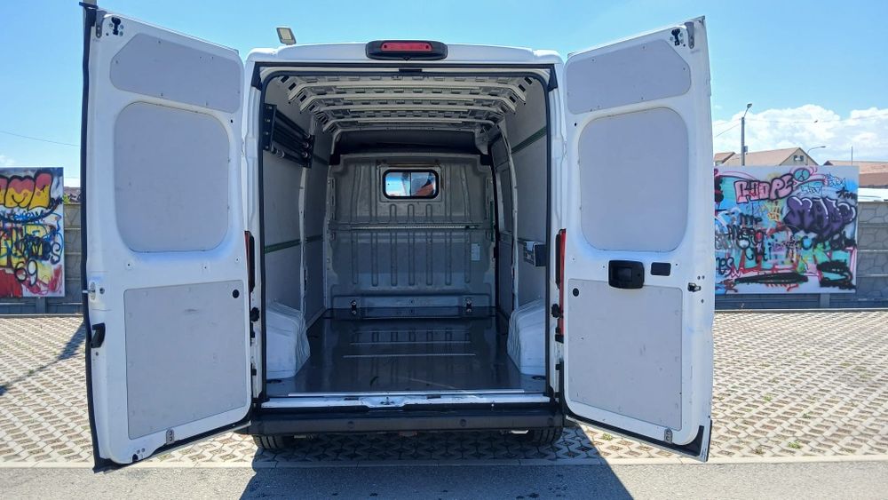 Vând Peugeot Boxer an 2020 intreținut