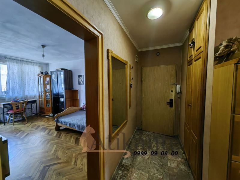 Продава се Тристаен апартамент в София, Белите брези - 105 кв.м за 2286 €/кв.м - Снимка #5