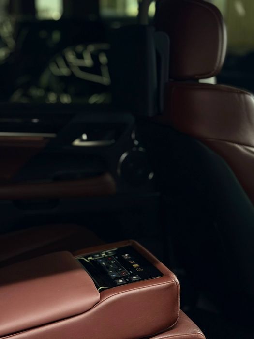 Lexus LX570   Насия. савдога. берилади