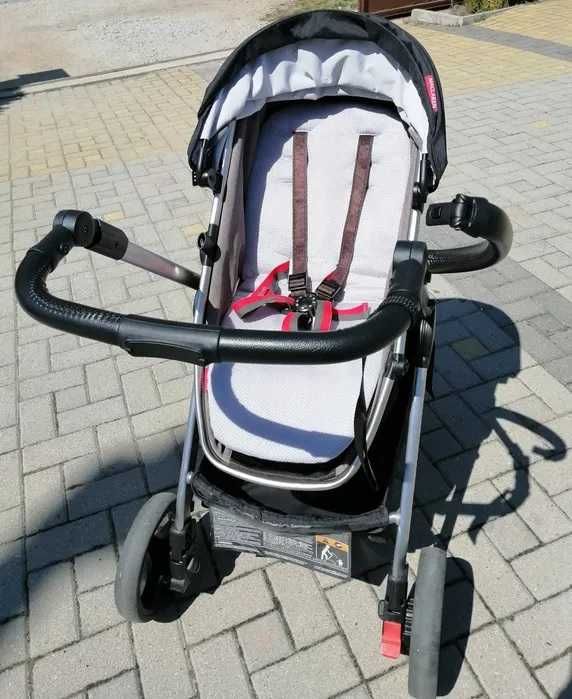 Продавам детска количка Maclaren Daytripper