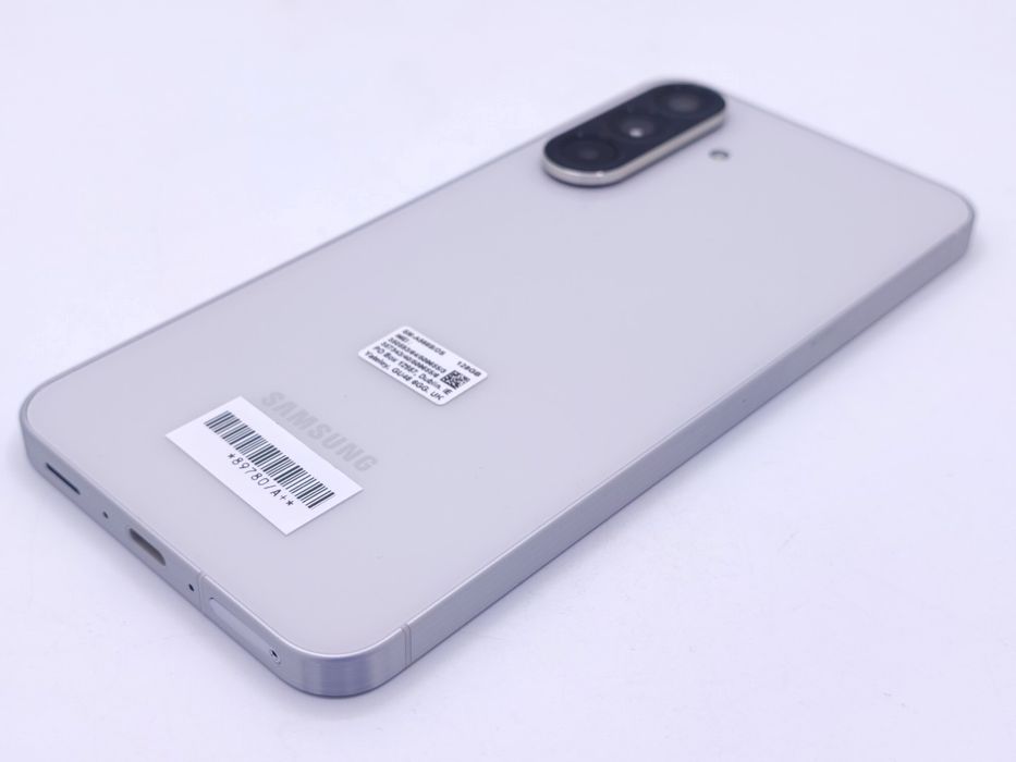 Samsung A56 128GB Awesome Light Gray 8GB, Garantie 24 luni | #D89780
