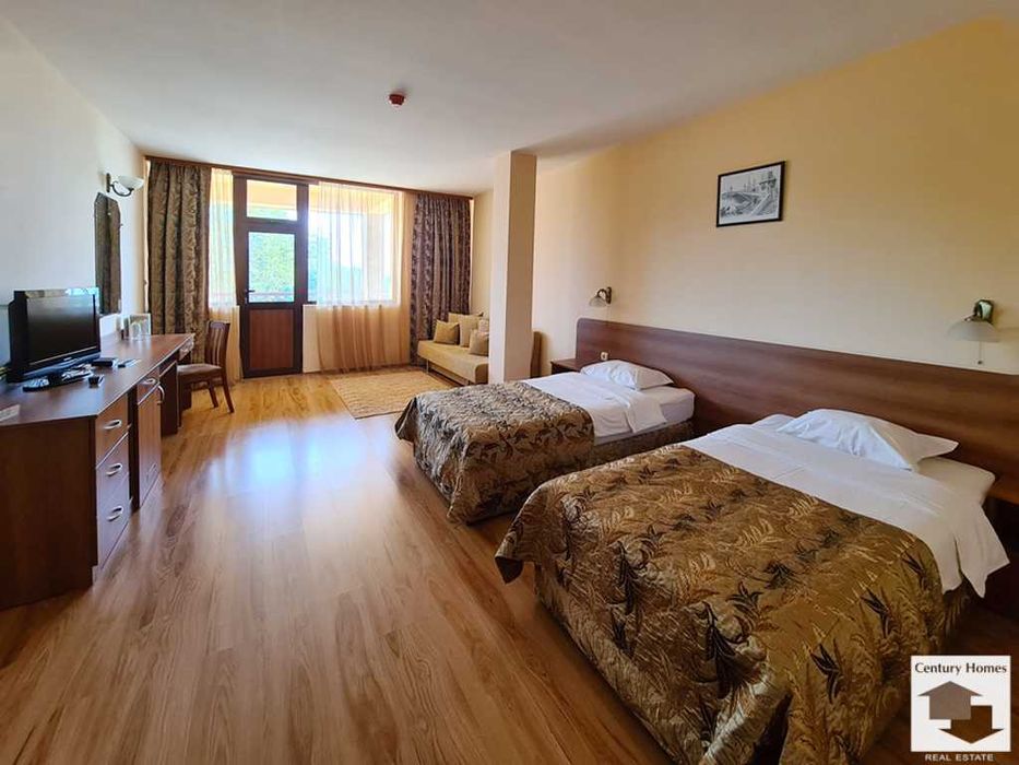 Продава се Хотел в Лясковец - 2441 кв.м за 734 €/кв.м - Снимка #10