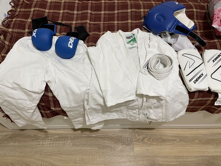 Продаю кимоно