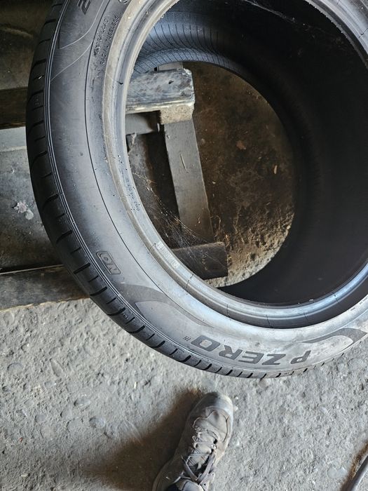 2 anvelope vara 295 40 19 Pirelli Pzero