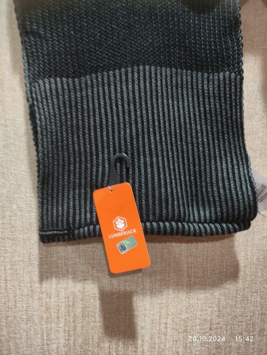 Наступили холода, пришло время теплых шарфов и перчаток и  стильных ак