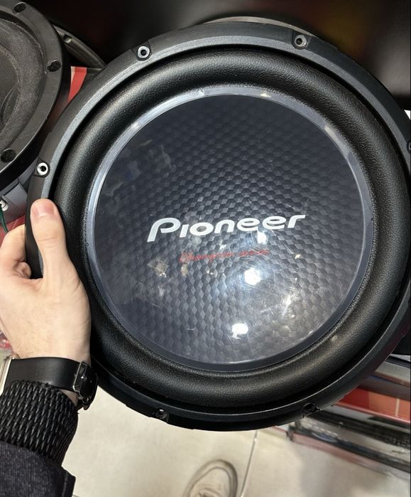 Сабвуфер Pioneer сотилади