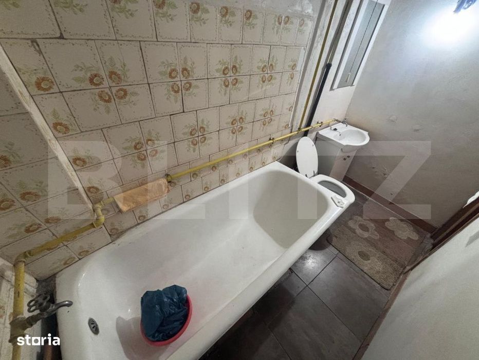 Apartament la casa, 1 camera, 37 mp, decomandat, gradina, Semicentral