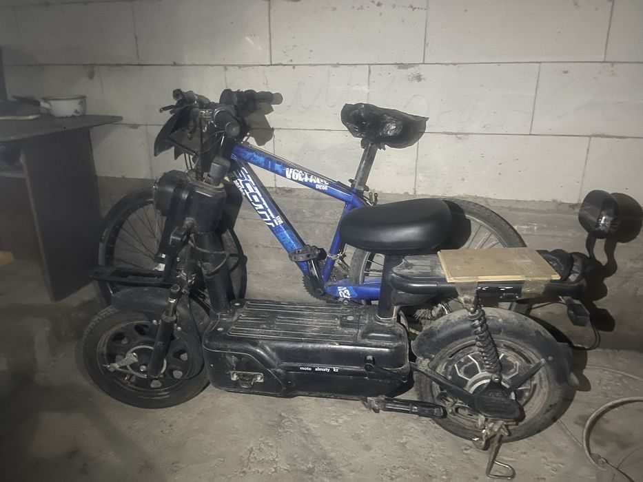 Продам скутер модельX7