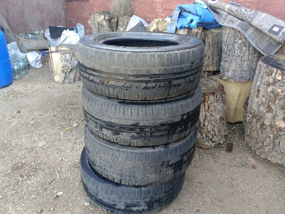 Продам шины 195/65/15