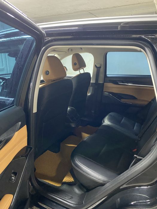 Продам машину Haval H6