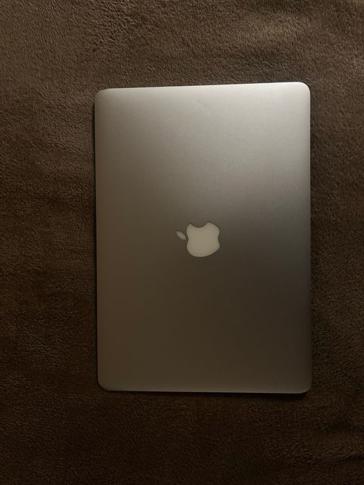 MacBook Air 13” 2015 | 8GB RAM | 128GB SSD