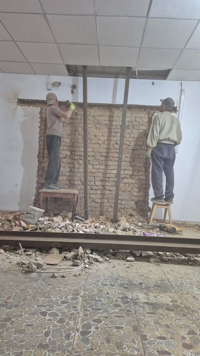 Рушим Дома Здания ломаем стены дверные проемы