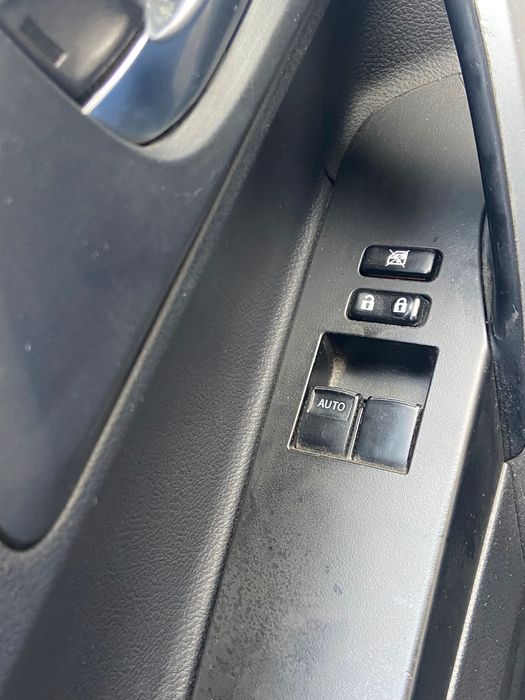 Toyota Auris 1,4 benzina+gpl 2013 decembrie