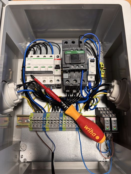 Electrician Mioveni