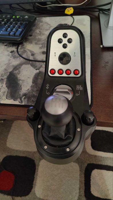 Logitech G25 + ръчна кутия. Пращам през поща само с 20 лева предоплата