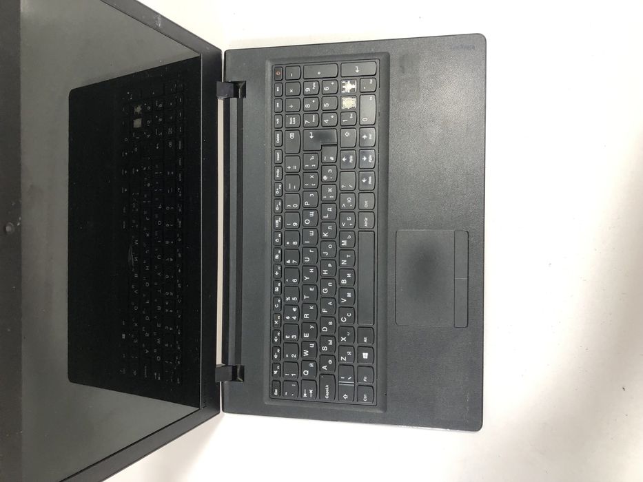 Lenova Ideapad 80UD