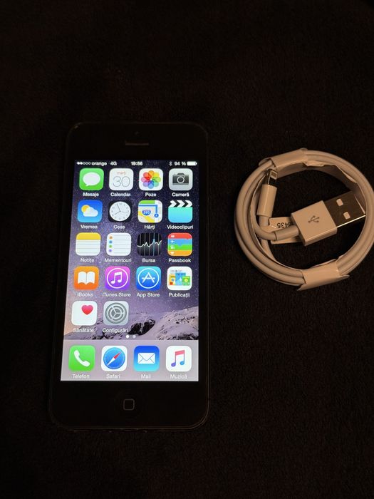 iPhone 5 Black iOS 8.4.3