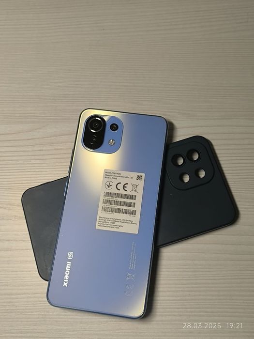 Продам XIAOMI 11