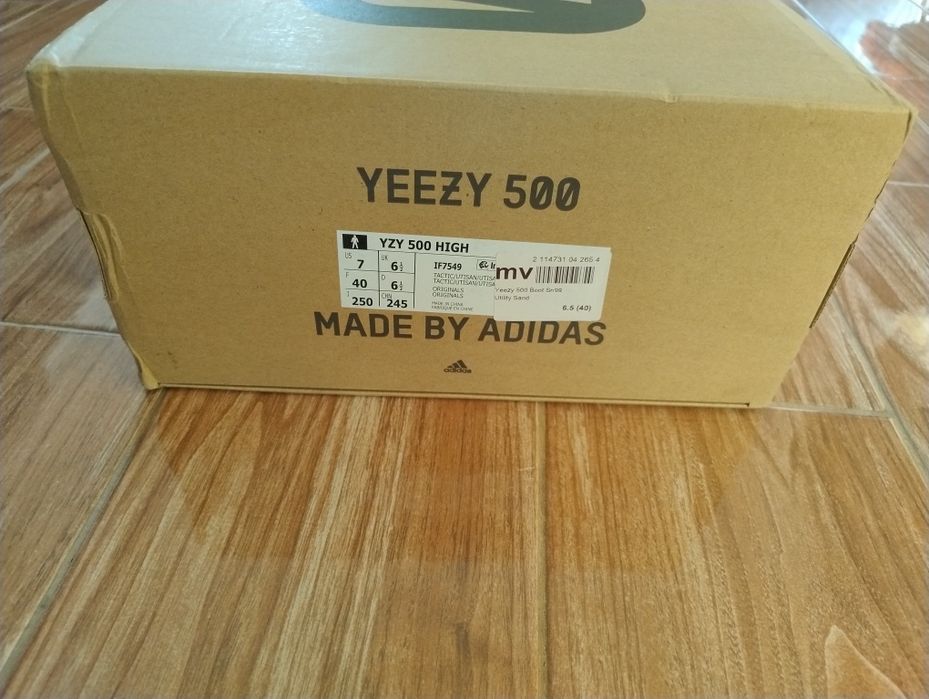 Bocanci vara Adidas yeezy 500 marimea 40