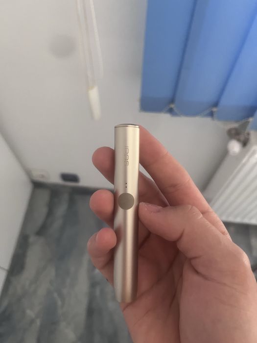vand iqos iluma cu pen
