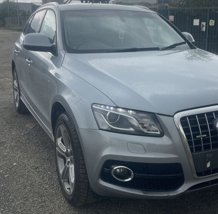 Aripa dreapta Audi Q5 SQ5 8R